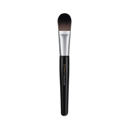 STUDIO17 FOUNDATION BRUSH 823 823