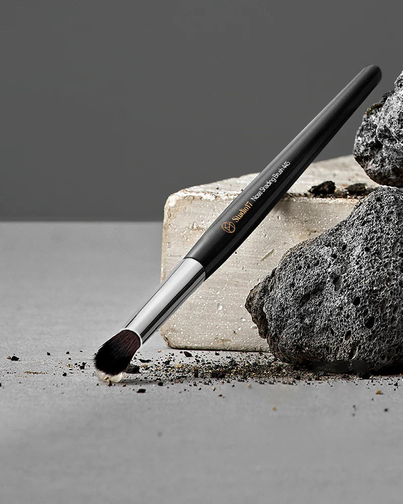STUDIO17 NOSE SHADING BRUSH 445